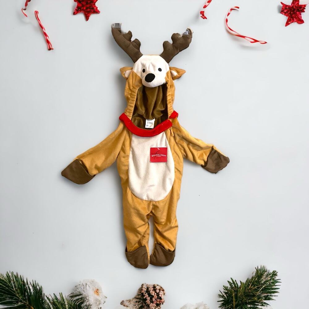 Wondershop Holiday Reindeer 1-Piece Footie Pajama's Size 6-12 M Christmas‎ NWT - Picture 2 of 5
